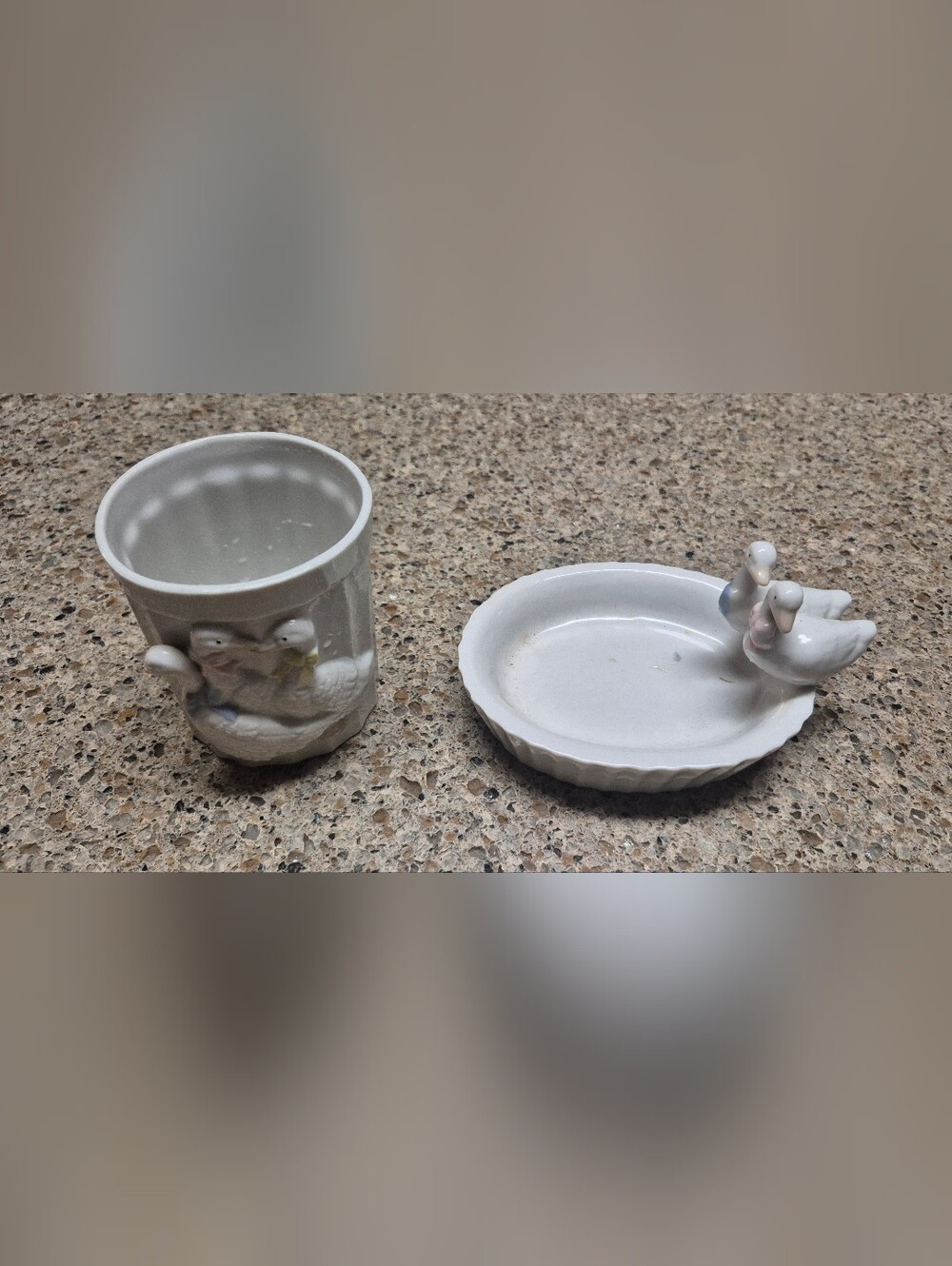 Vtg White Country Goose Ceramic Bathroom Set Tumbler Cup Soap Dish Cottagecore